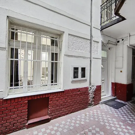 Garibaldi Apartment * Budapest