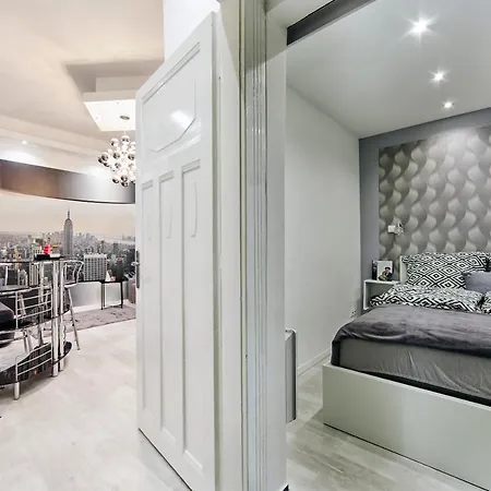 Garibaldi Apartment Apartamento Budapeste